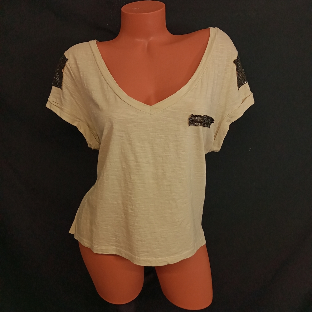 XXL Decree V neck embellished detail cotton top